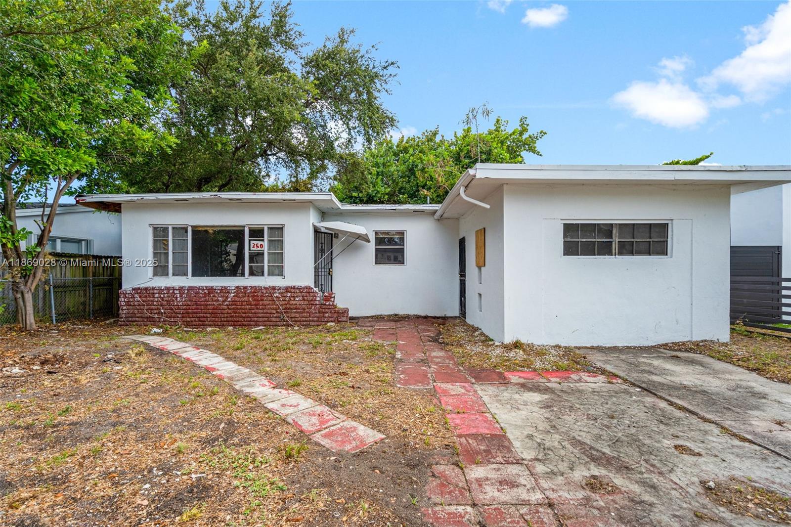 350 NW 45th St