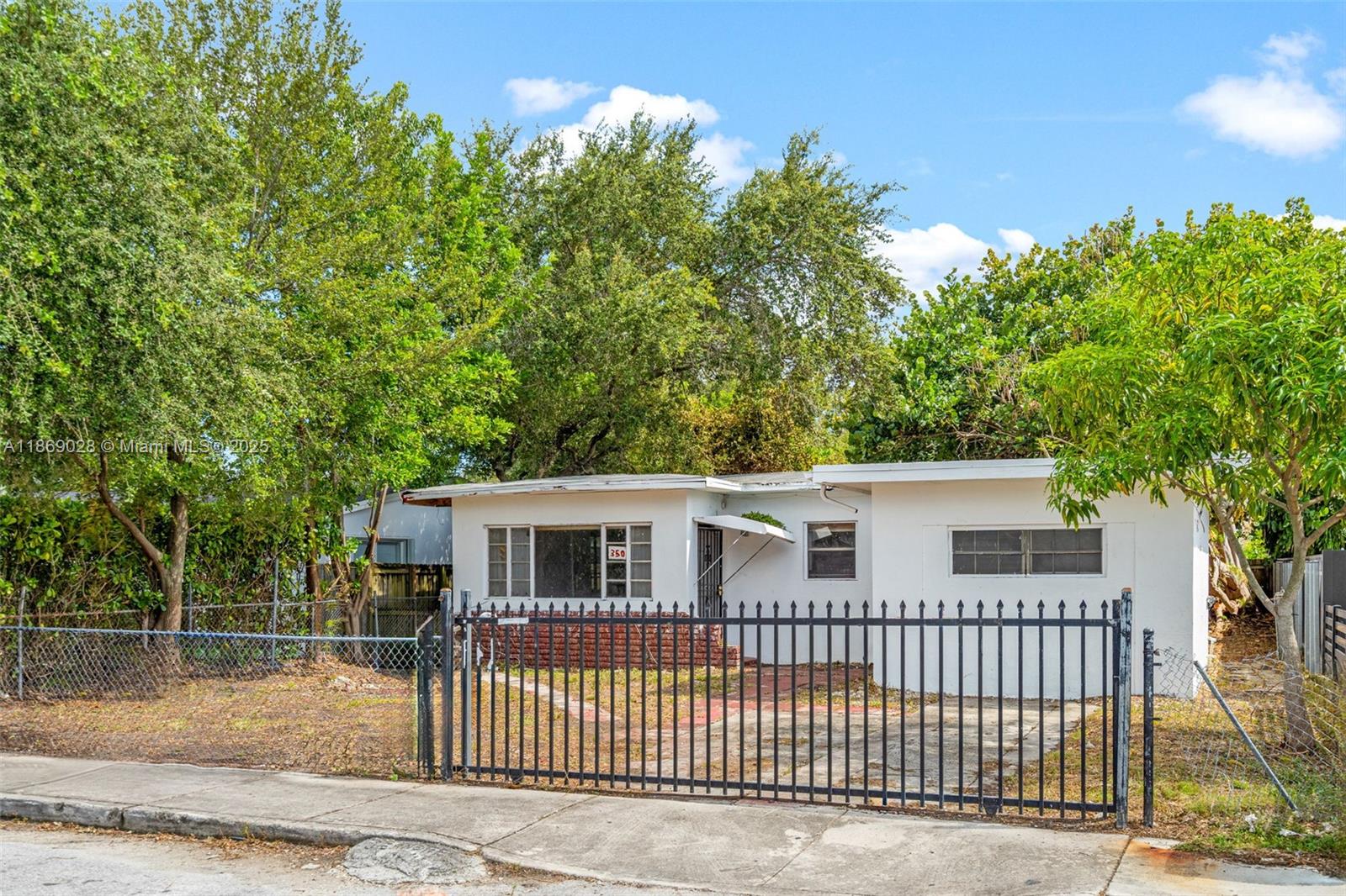 350 NW 45th St