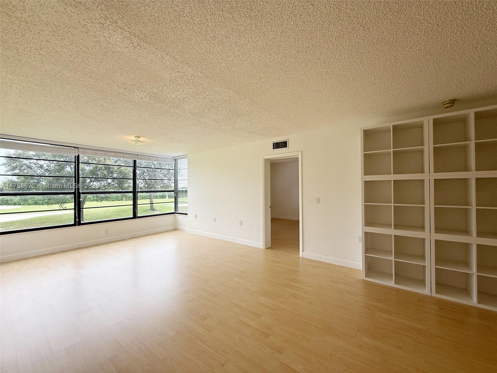 CONDO 2 OF WHITEHALL COND - Residential