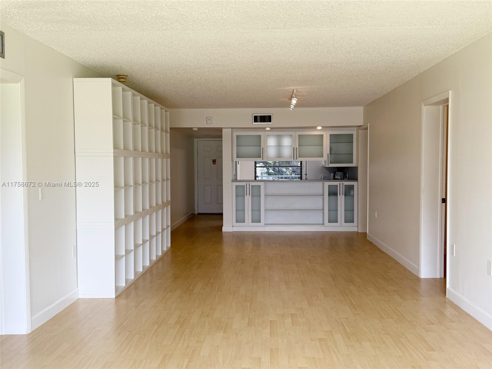 CONDO 2 OF WHITEHALL COND - Residential