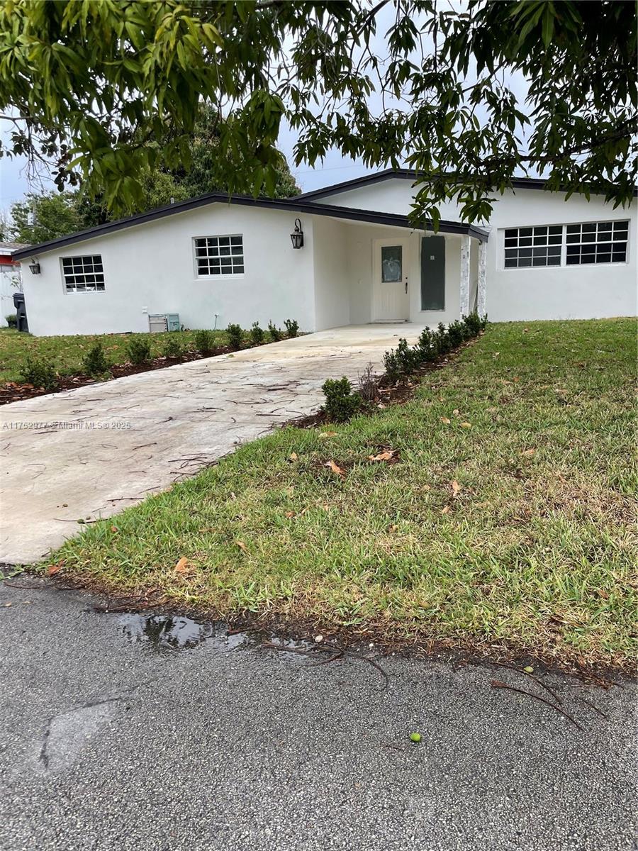 Property for Sale at 6641 Mckinley St, Hollywood, Broward County, Florida - Bedrooms: 4 
Bathrooms: 2  - $562,000
