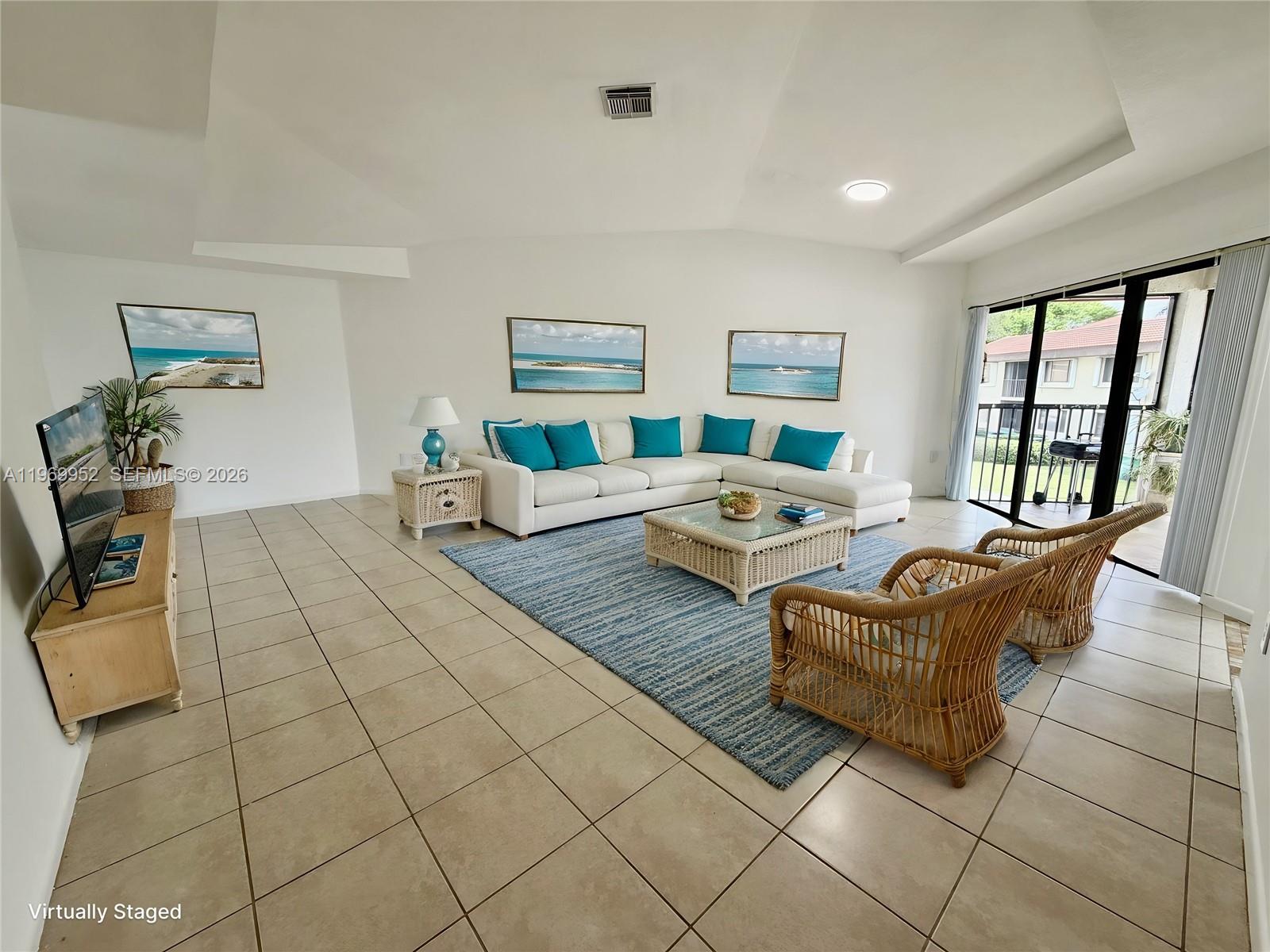 ESPRIT CONDO II - Residential Lease