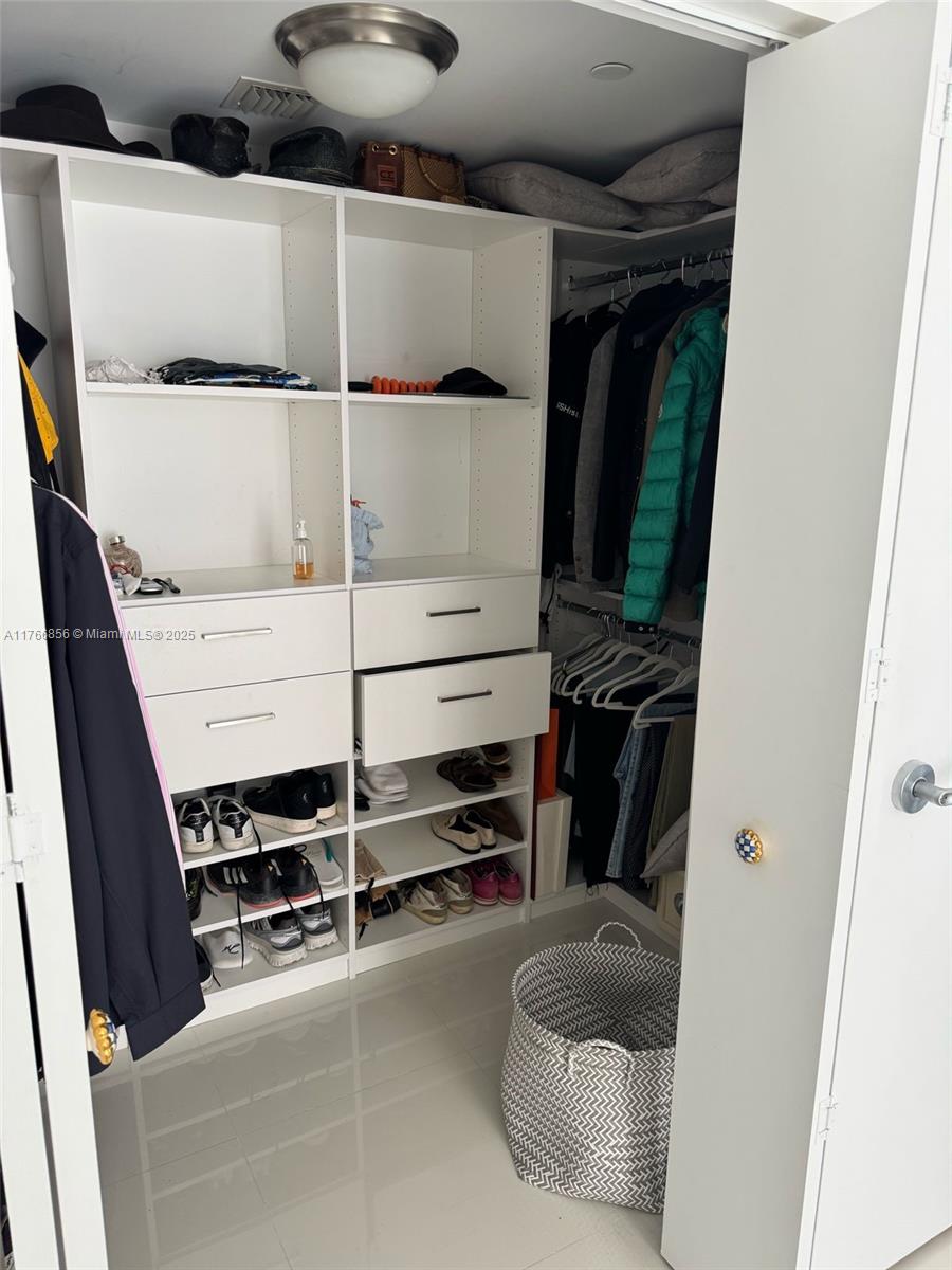 9940 W Bay Harbor Dr 7C-N
