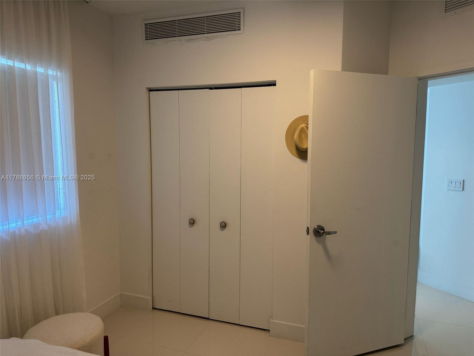 9940 W Bay Harbor Dr 7C-N