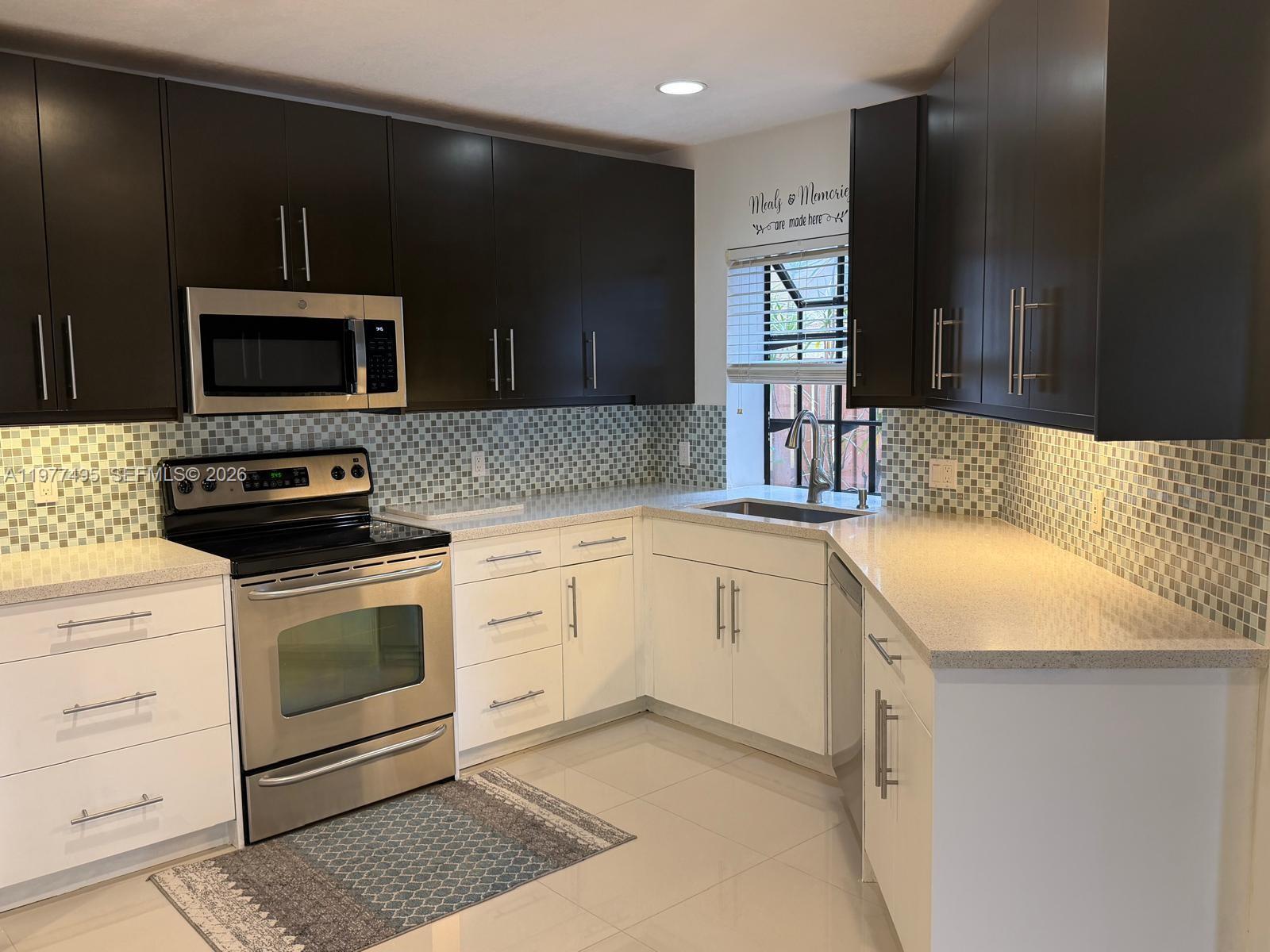 EXCELLENTE VILLAGE A,B,C, - Residential