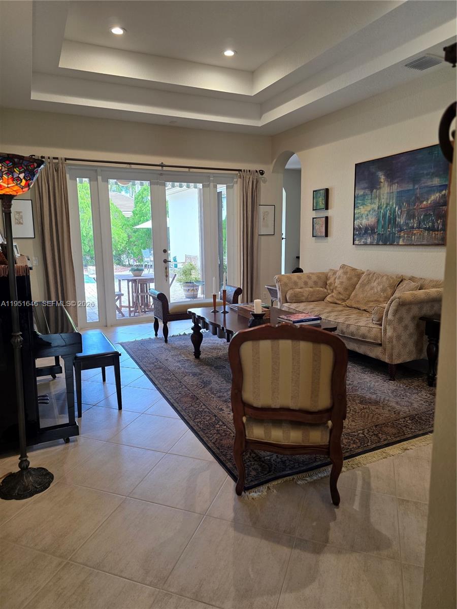 SECTOR 7-PARCEL Q - Residential