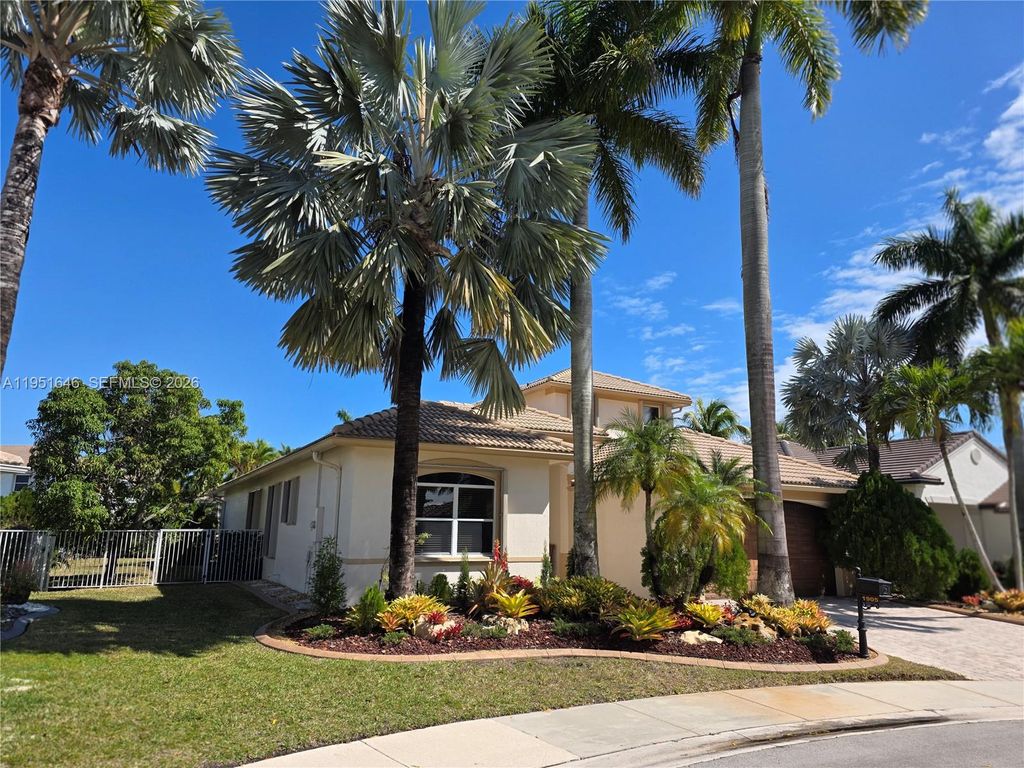 Photo of 1905 Harbor View Cir, Weston, FL 33327 (MLS # A11951646)