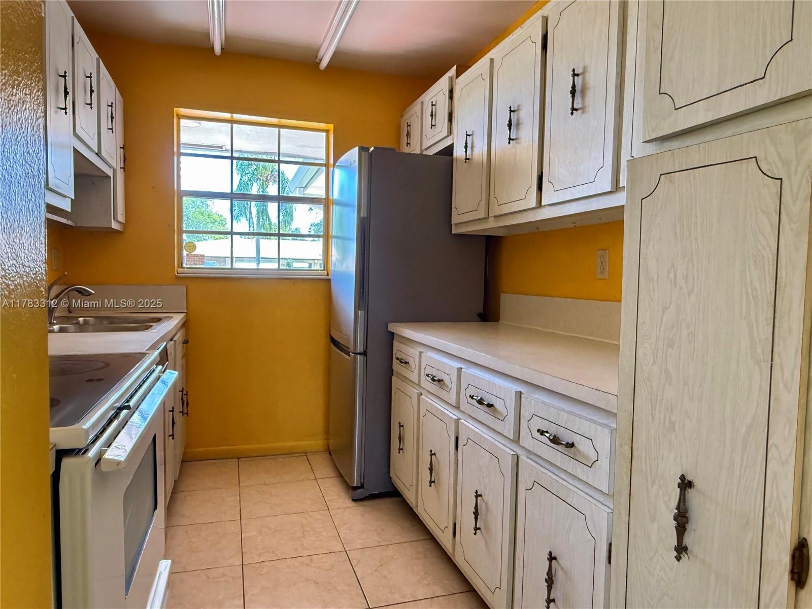 HIGH POINT OF DELRAY SEC - Residential