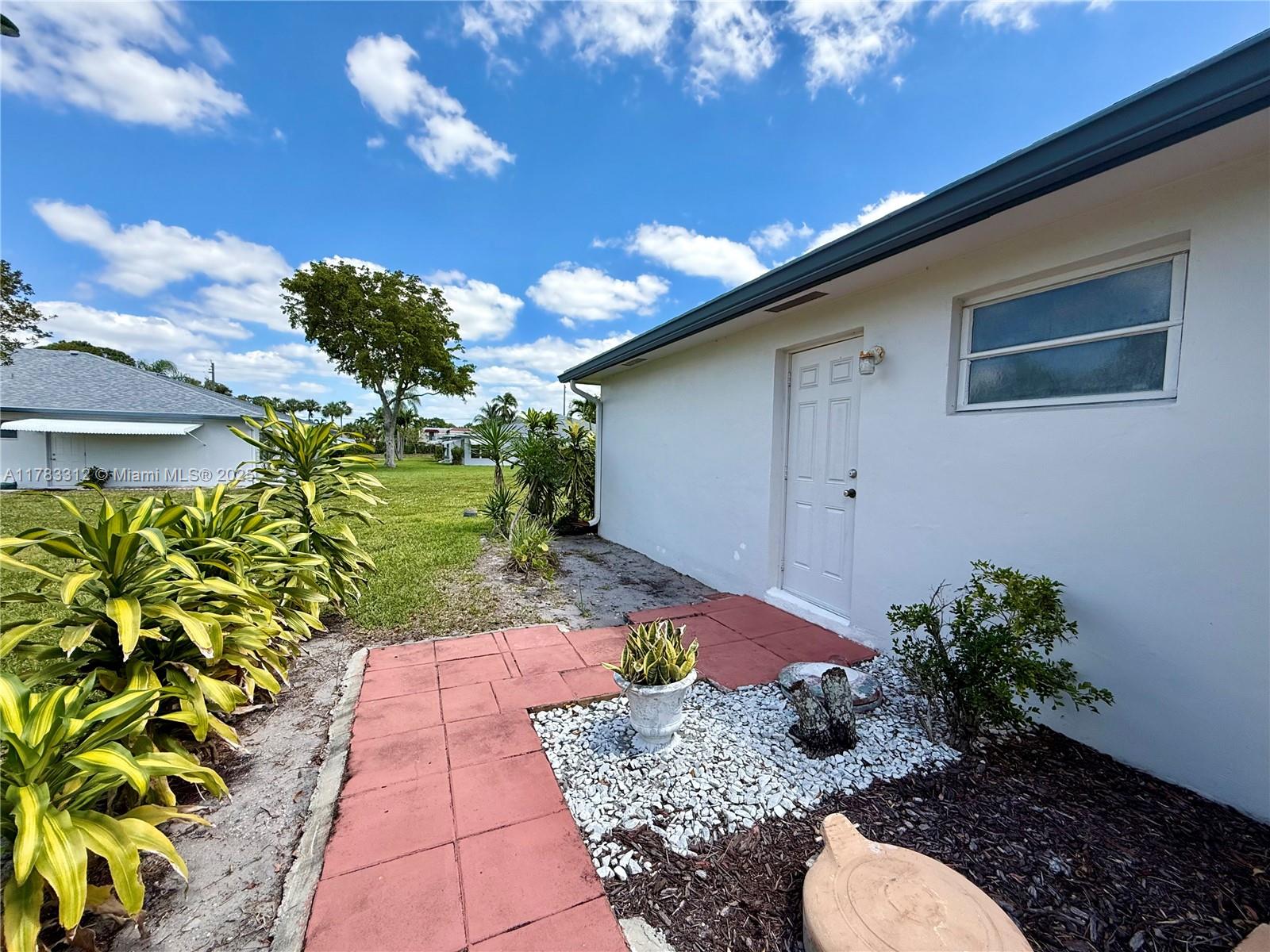 HIGH POINT OF DELRAY SEC - Residential