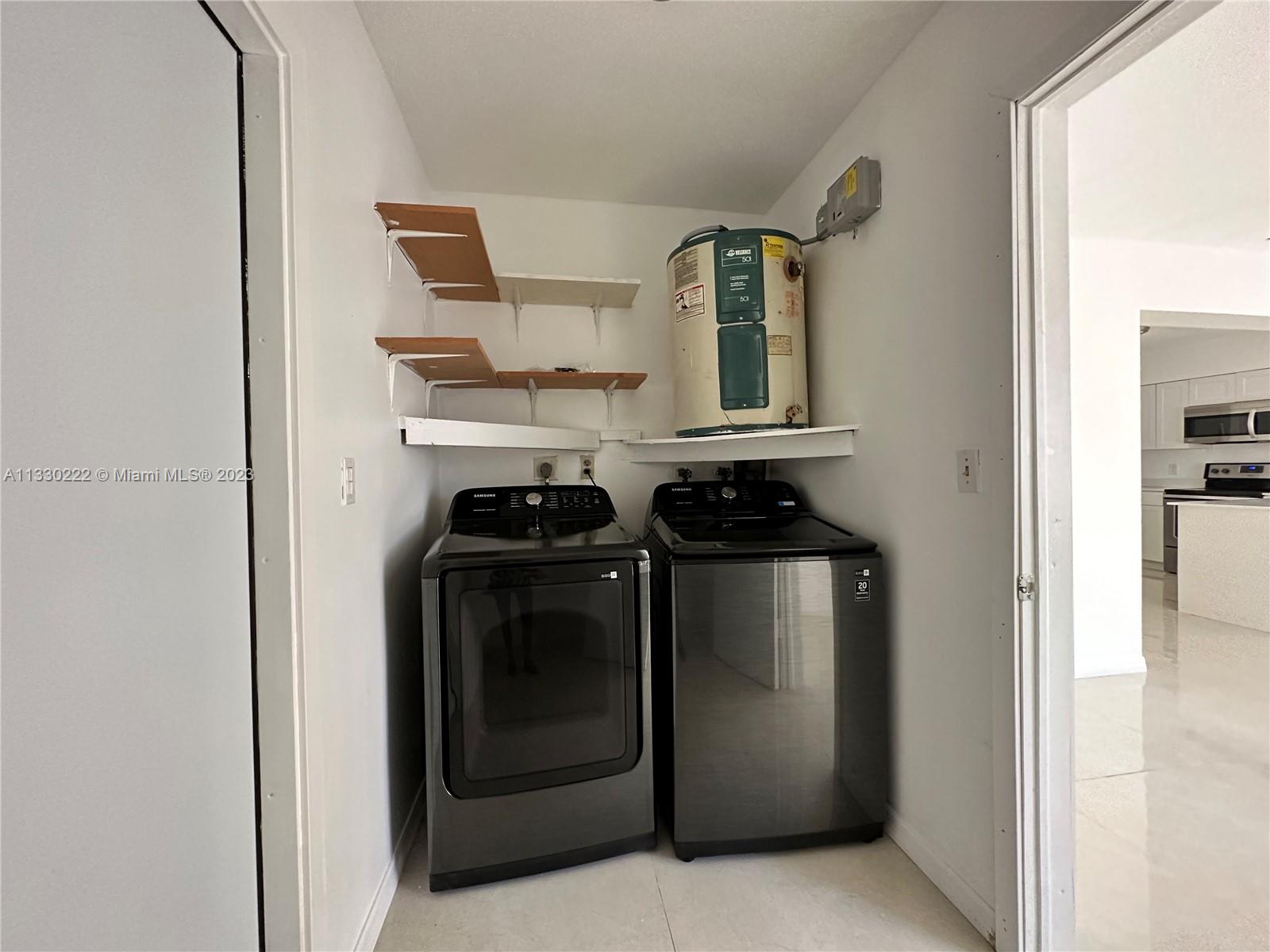 POMPANO PALMS - Residential Lease