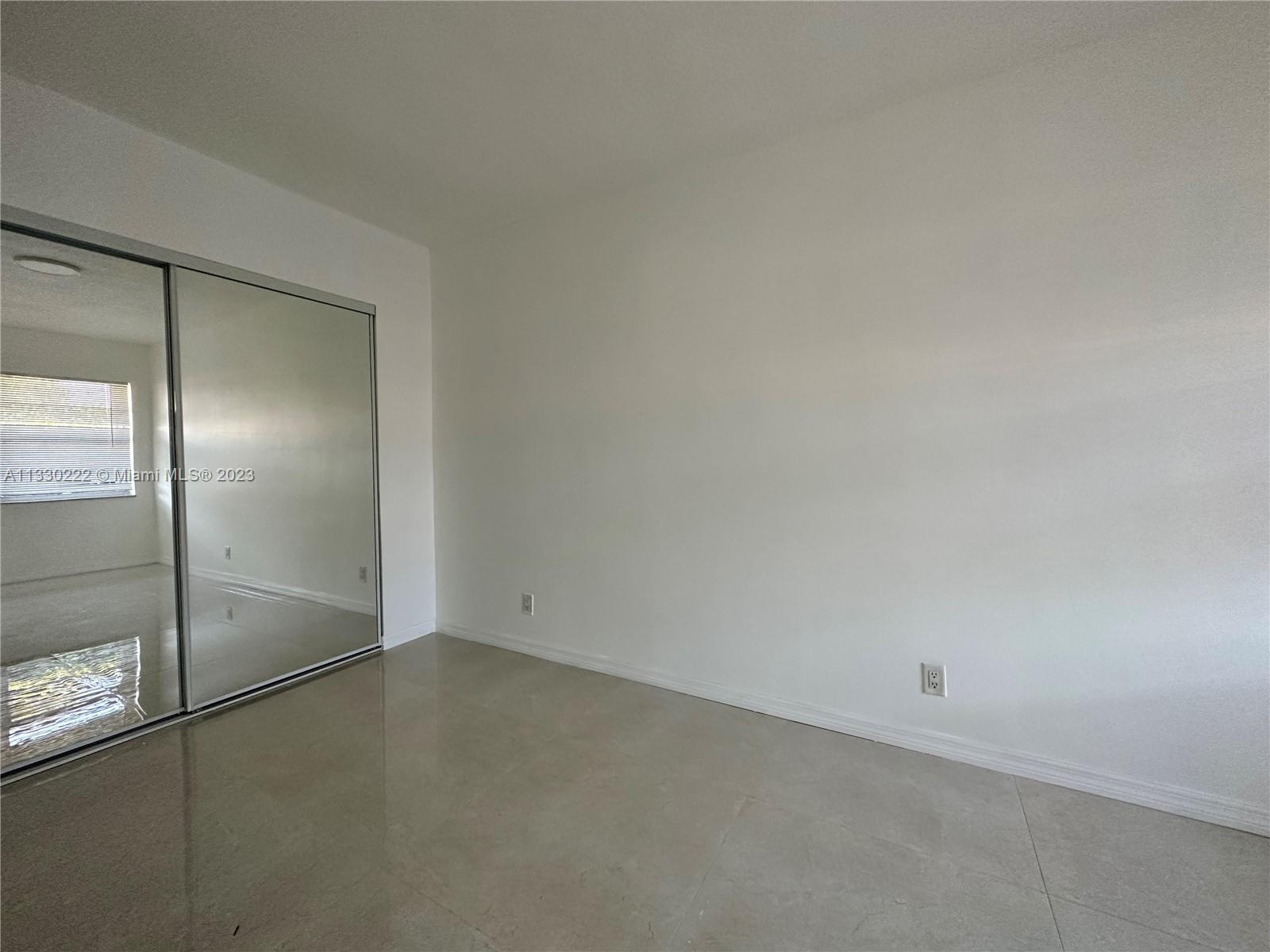 POMPANO PALMS - Residential Lease