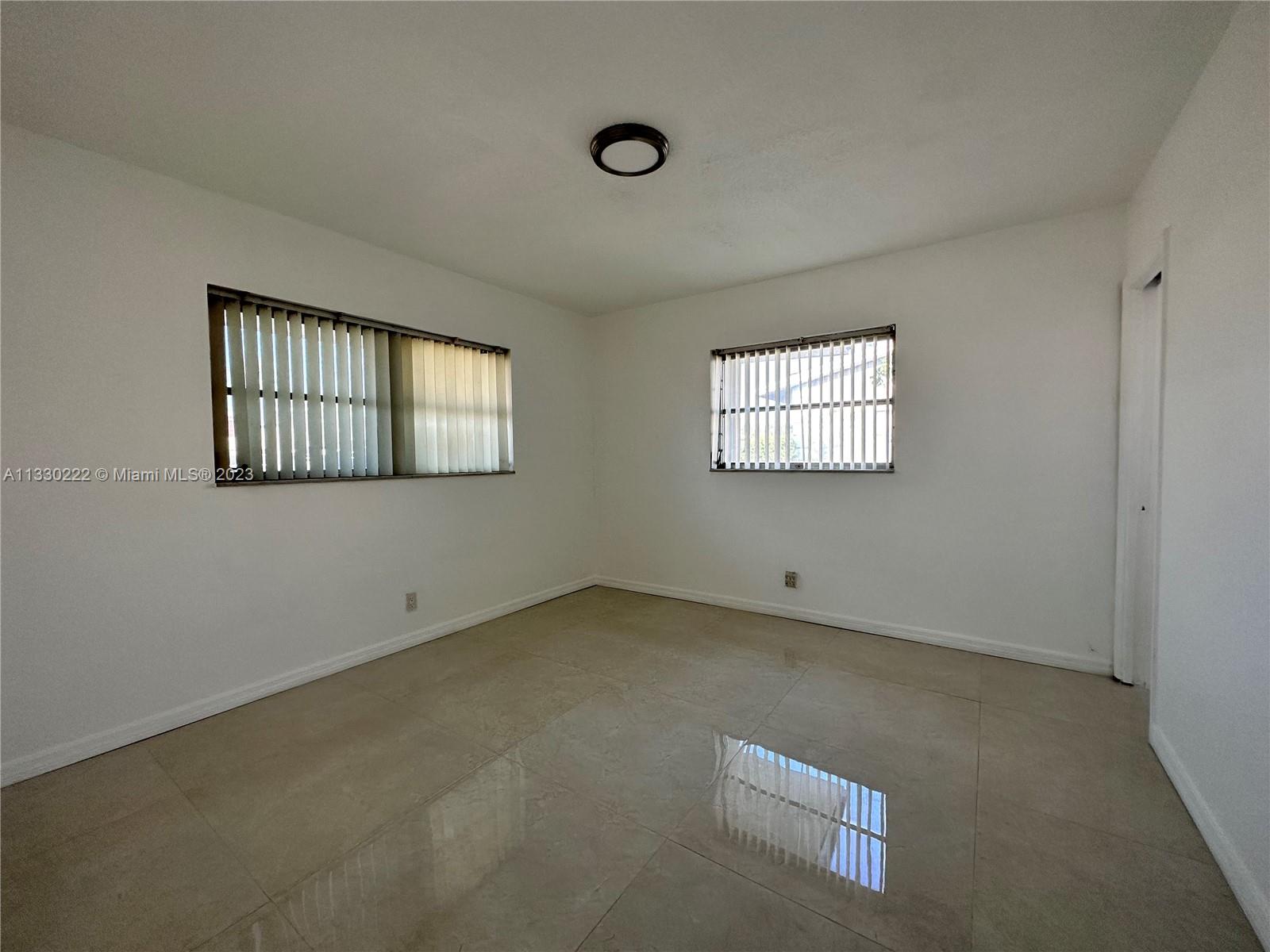 POMPANO PALMS - Residential Lease