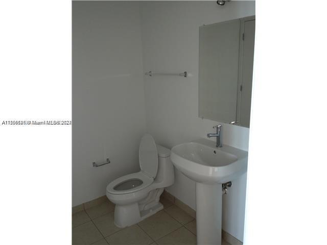 FOUR MIDTOWN MIAMI CONDO - Residential Lease