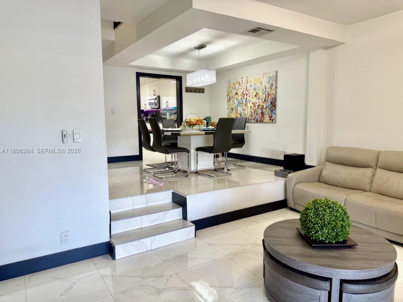 WESTVIEW CONDOMINIUM NO O - Residential