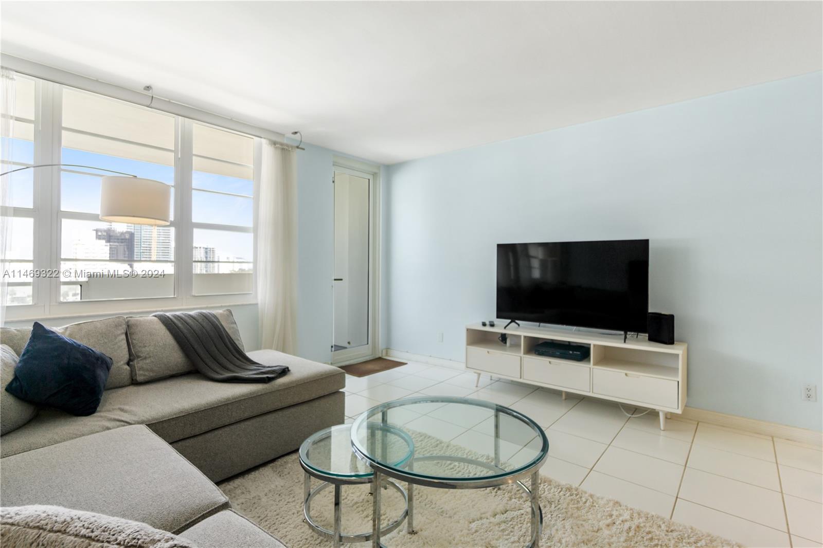 100 Lincoln Rd 1043