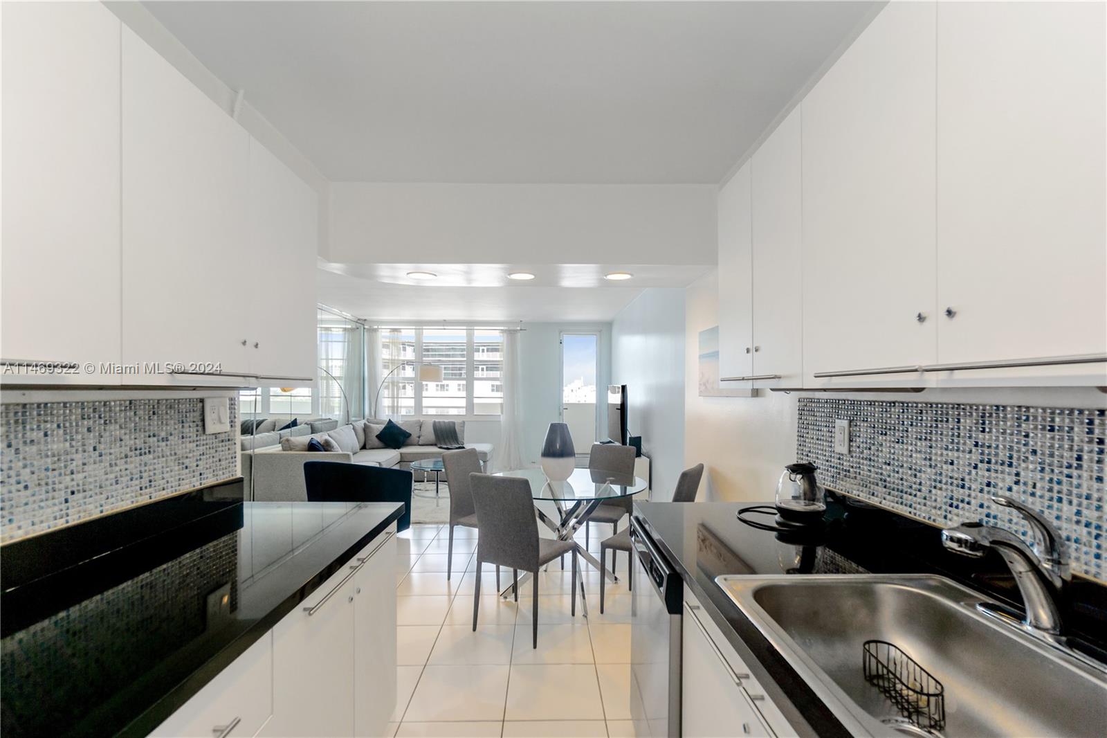 100 Lincoln Rd 1043