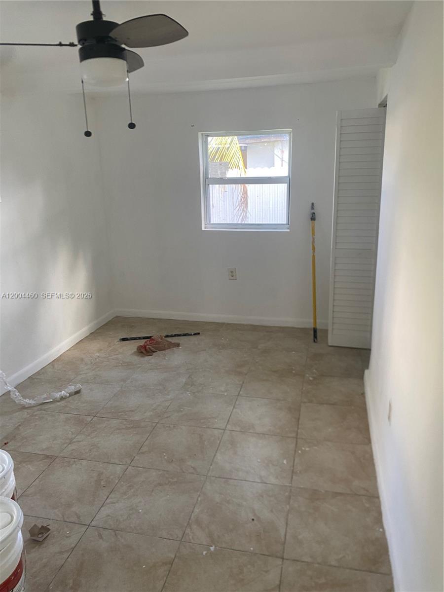 BISCAYNE GARDENS SEC F PA - Residential Lease