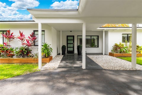 Photo of 7970 SW 122nd St, Pinecrest, FL 33156 (MLS # A12036992)