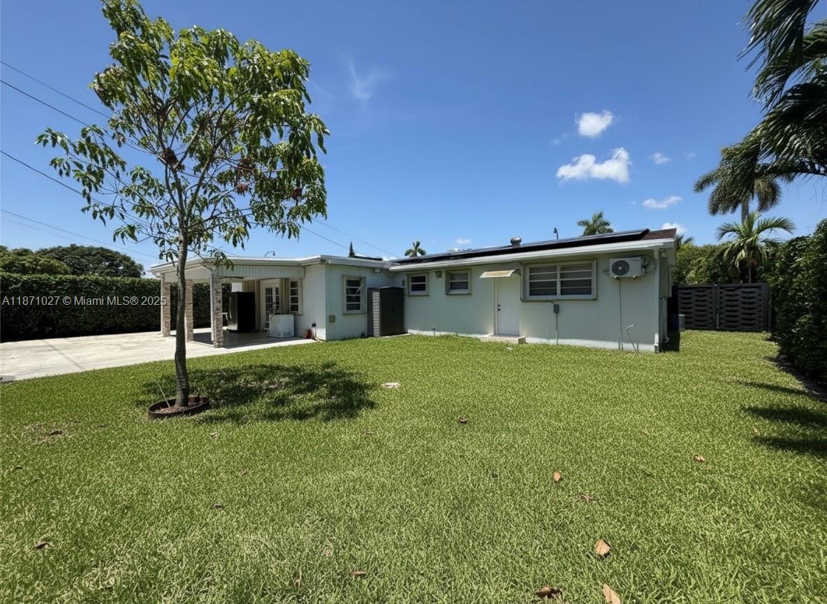 PINE TREE MANOR SEC 1 - Residential