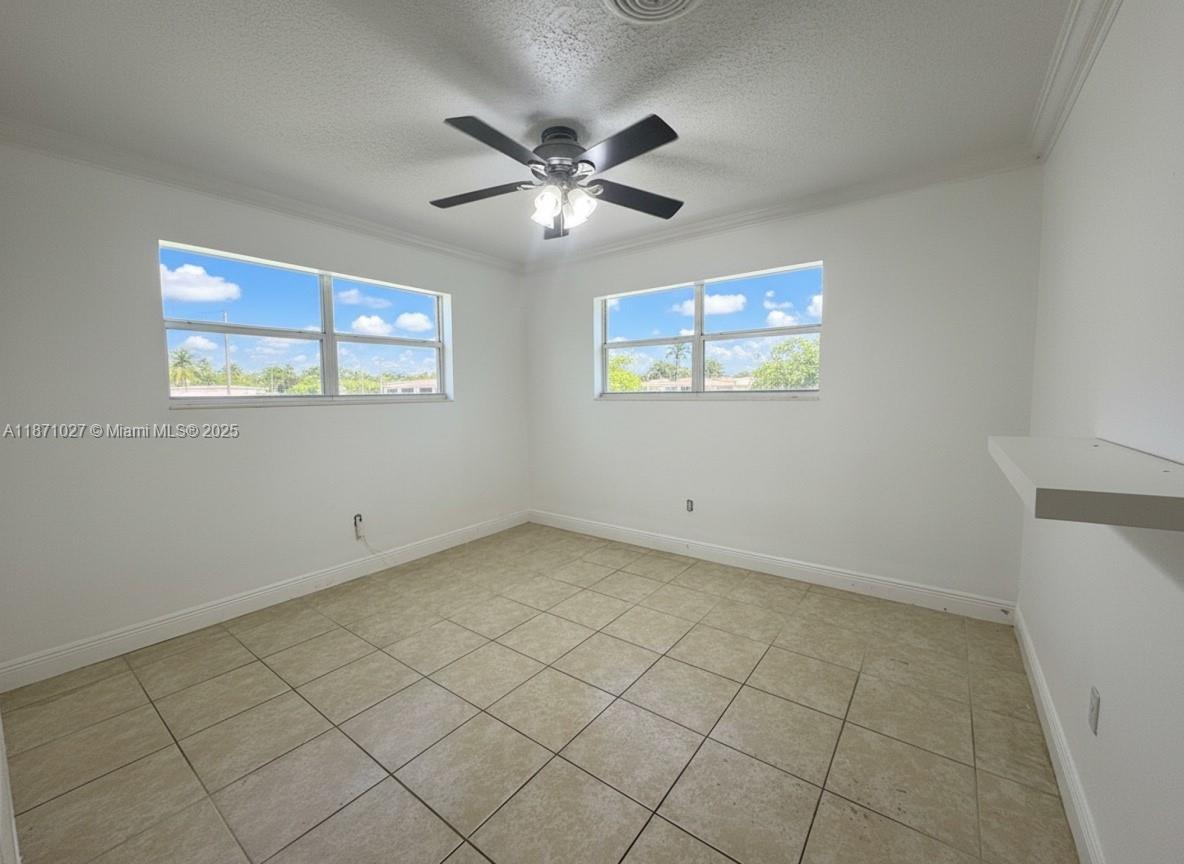 PINE TREE MANOR SEC 1 - Residential