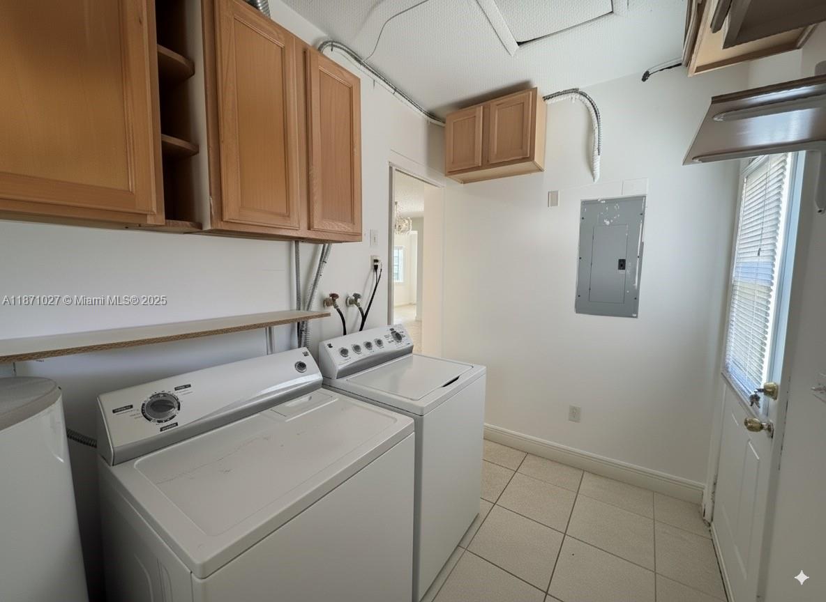 PINE TREE MANOR SEC 1 - Residential