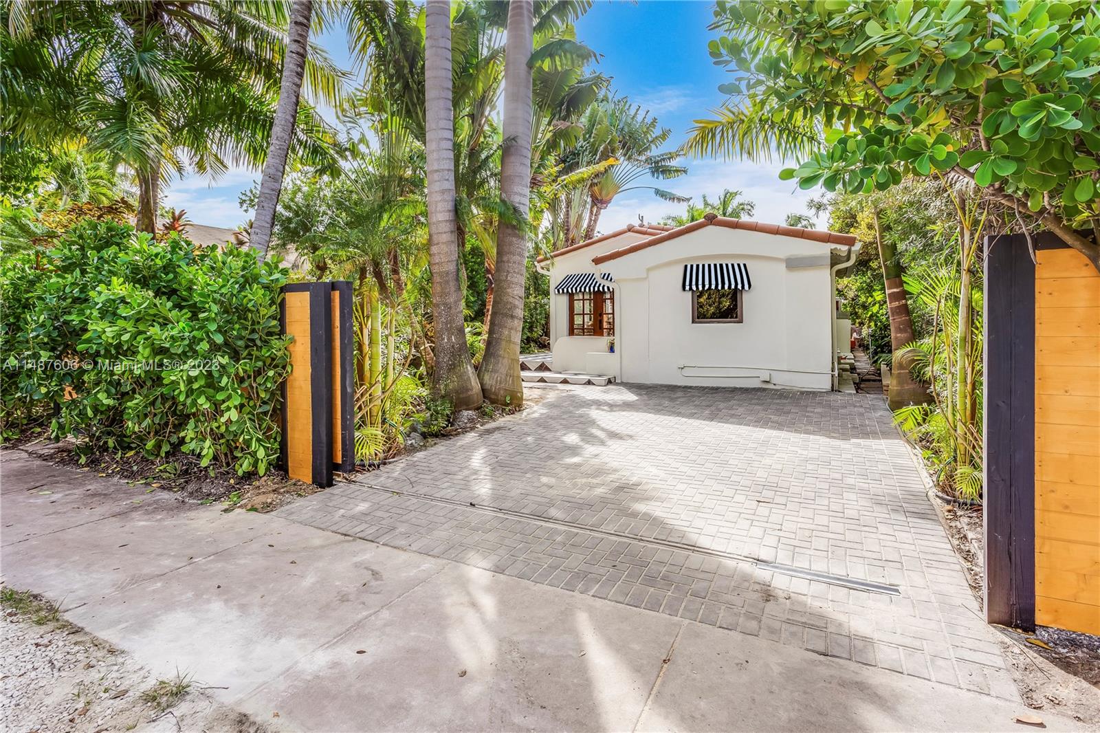 LAKE VIEW HEIGHTS SUB - Residential