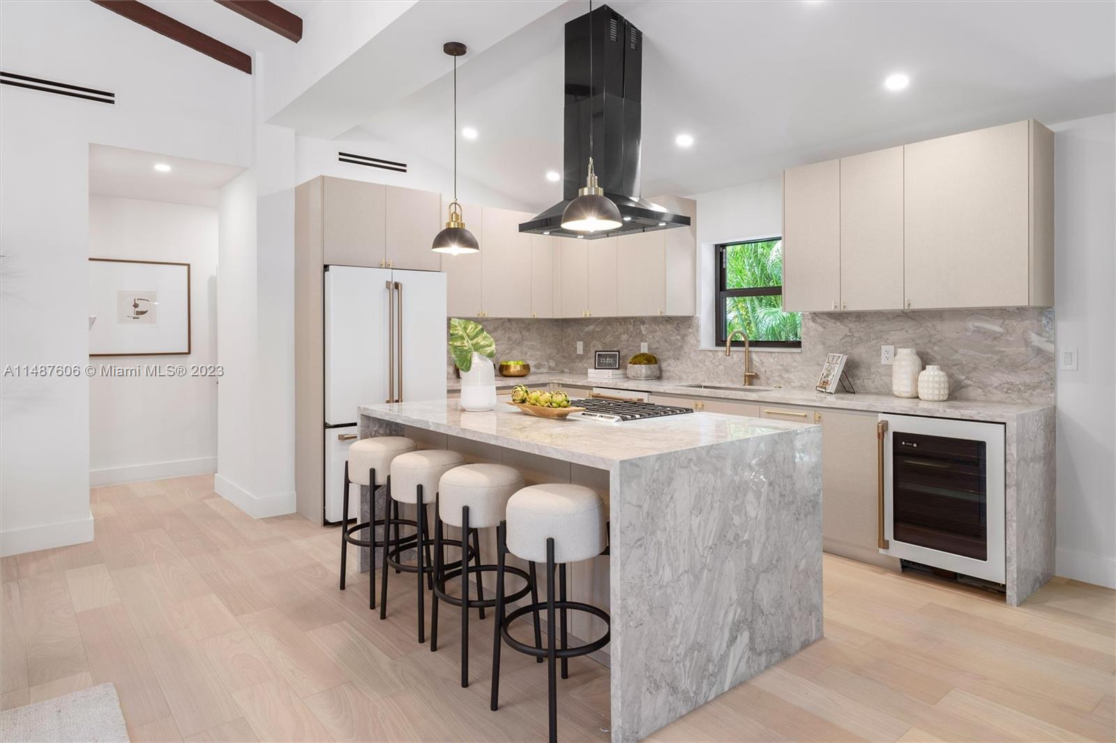 LAKE VIEW HEIGHTS SUB - Residential