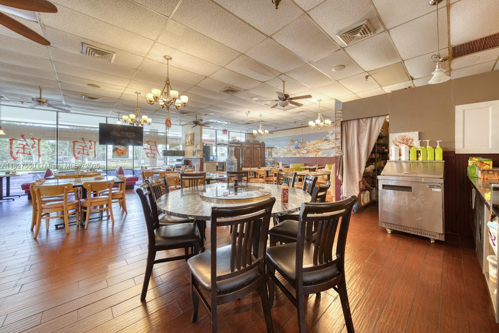 Full-Service Restaurant For Sale In Sunrise