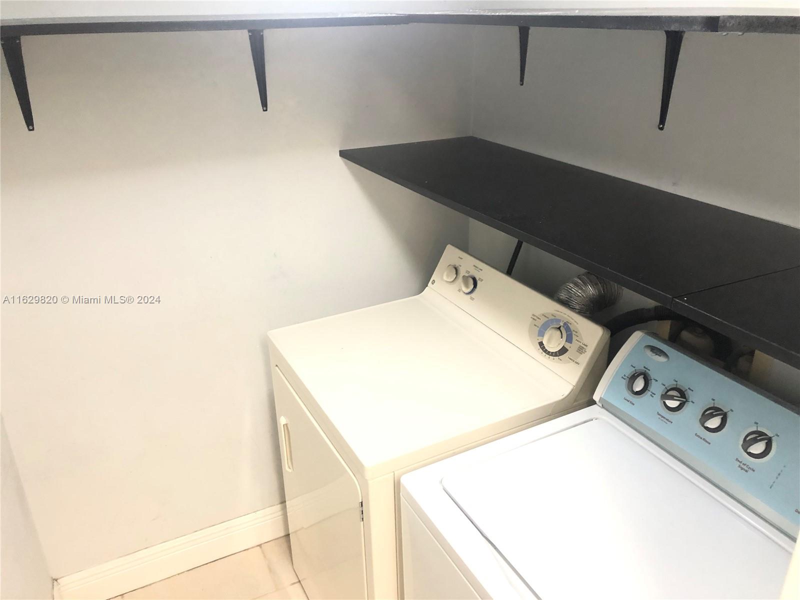 INTERNATIONAL PARK CONDO - Residential Lease