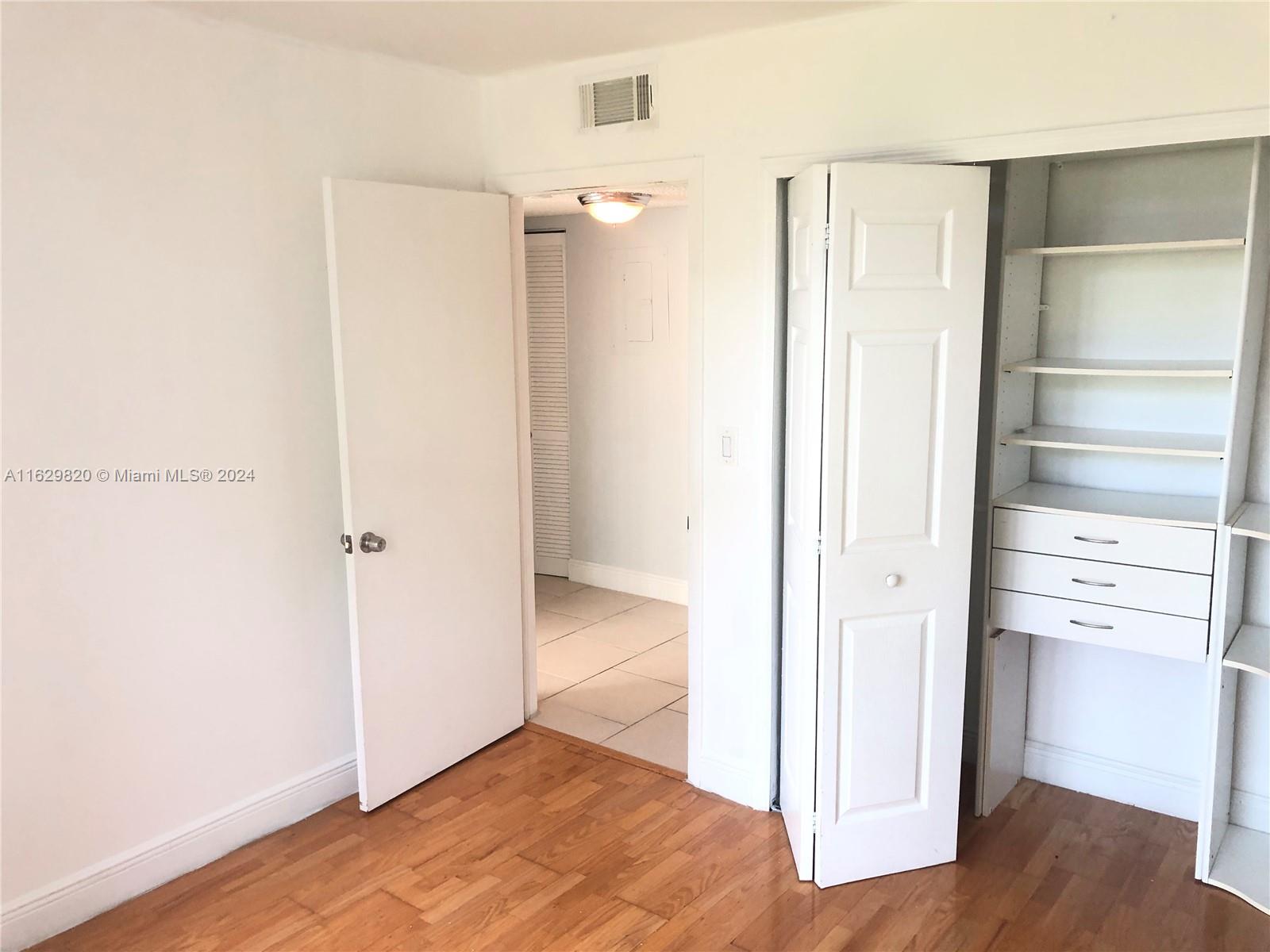 INTERNATIONAL PARK CONDO - Residential Lease