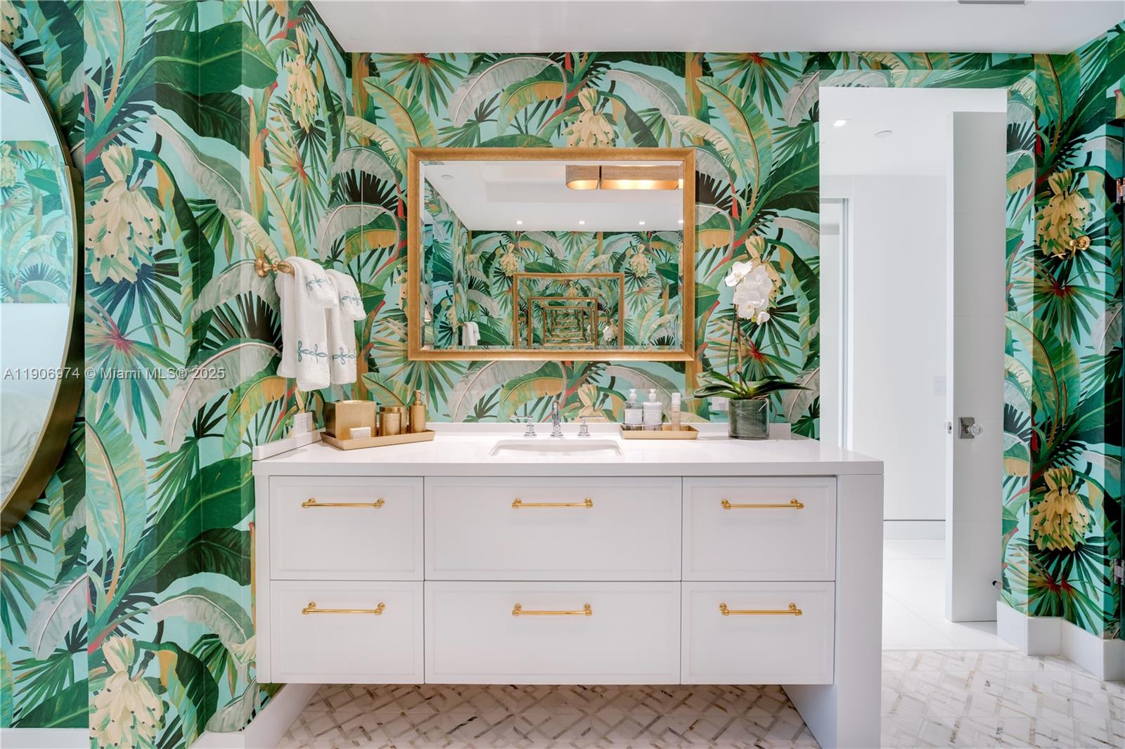 10295 COLLINS AVE RESDNTA - Residential