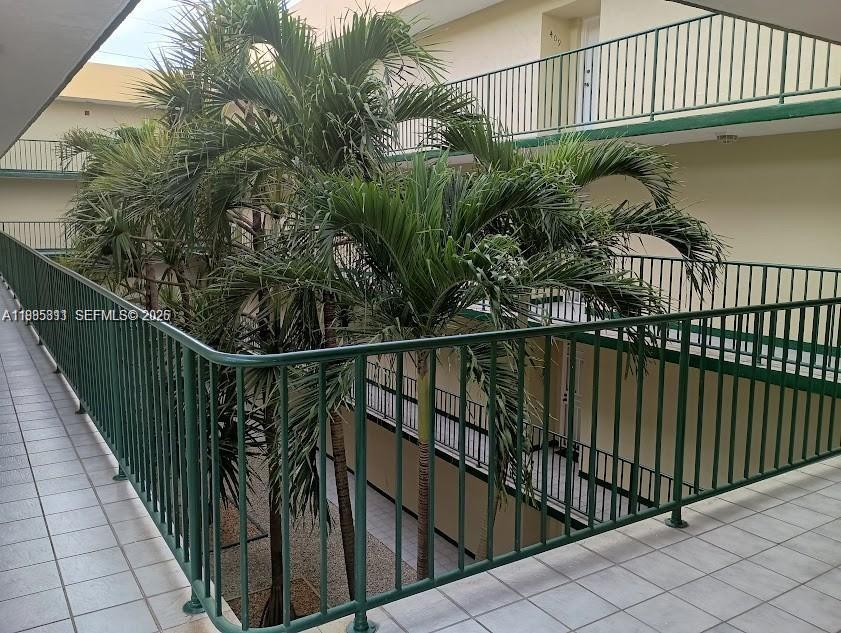 8321 NW 7th St 1-307