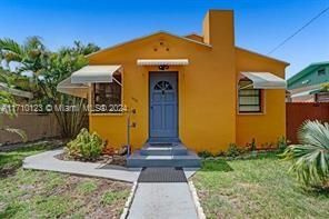 Property for Sale at 1932 Adams St, Hollywood, Broward County, Florida - Bedrooms: 4 
Bathrooms: 3  - $575,000