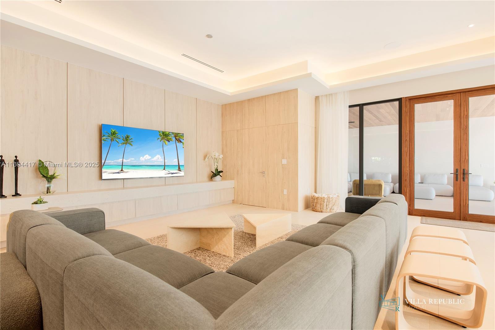 DAVIS HARBOR - Residential Lease