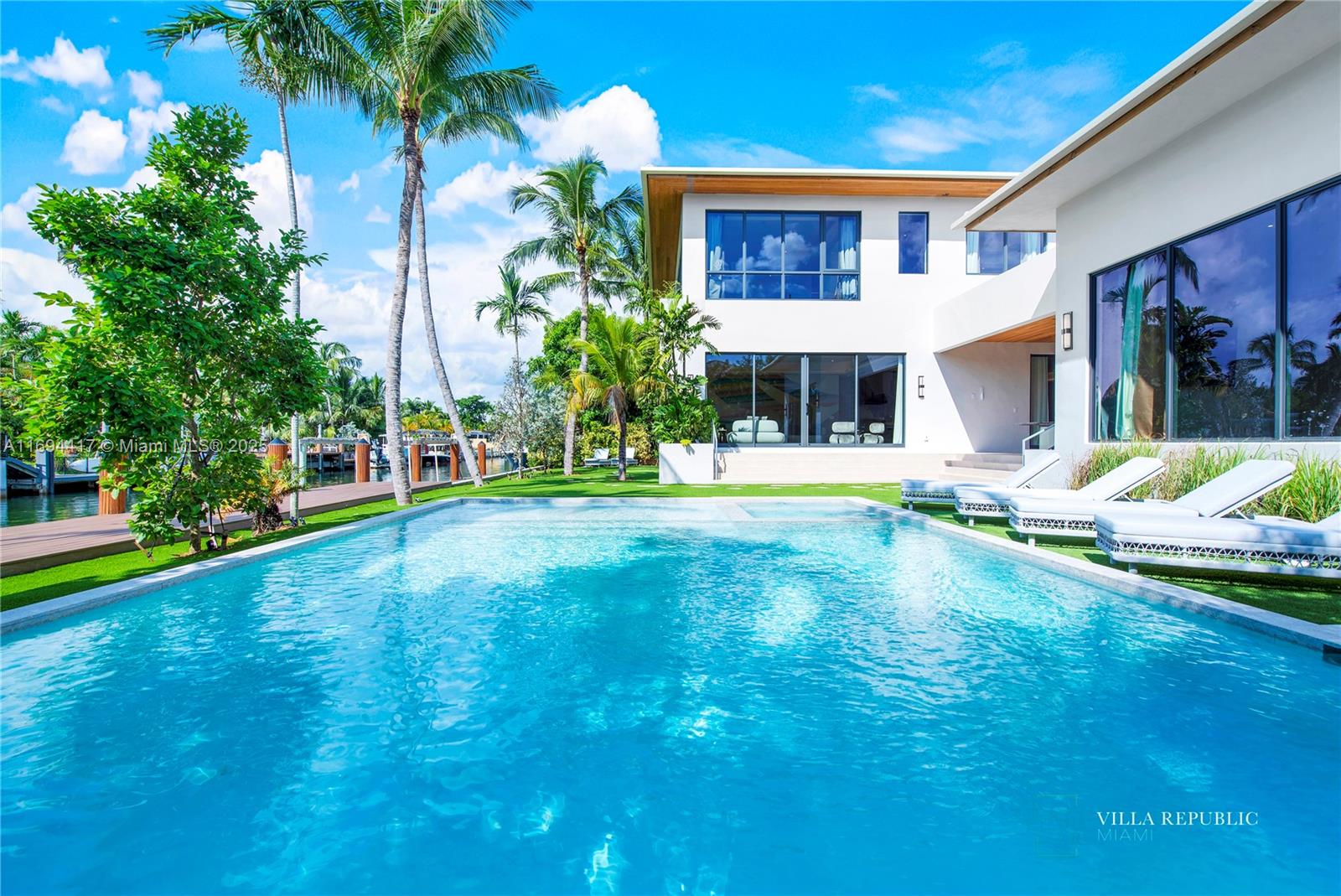 DAVIS HARBOR - Residential Lease