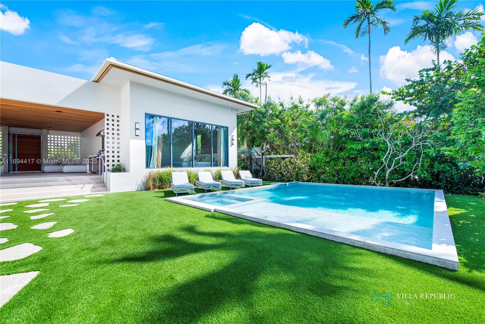 DAVIS HARBOR - Residential Lease