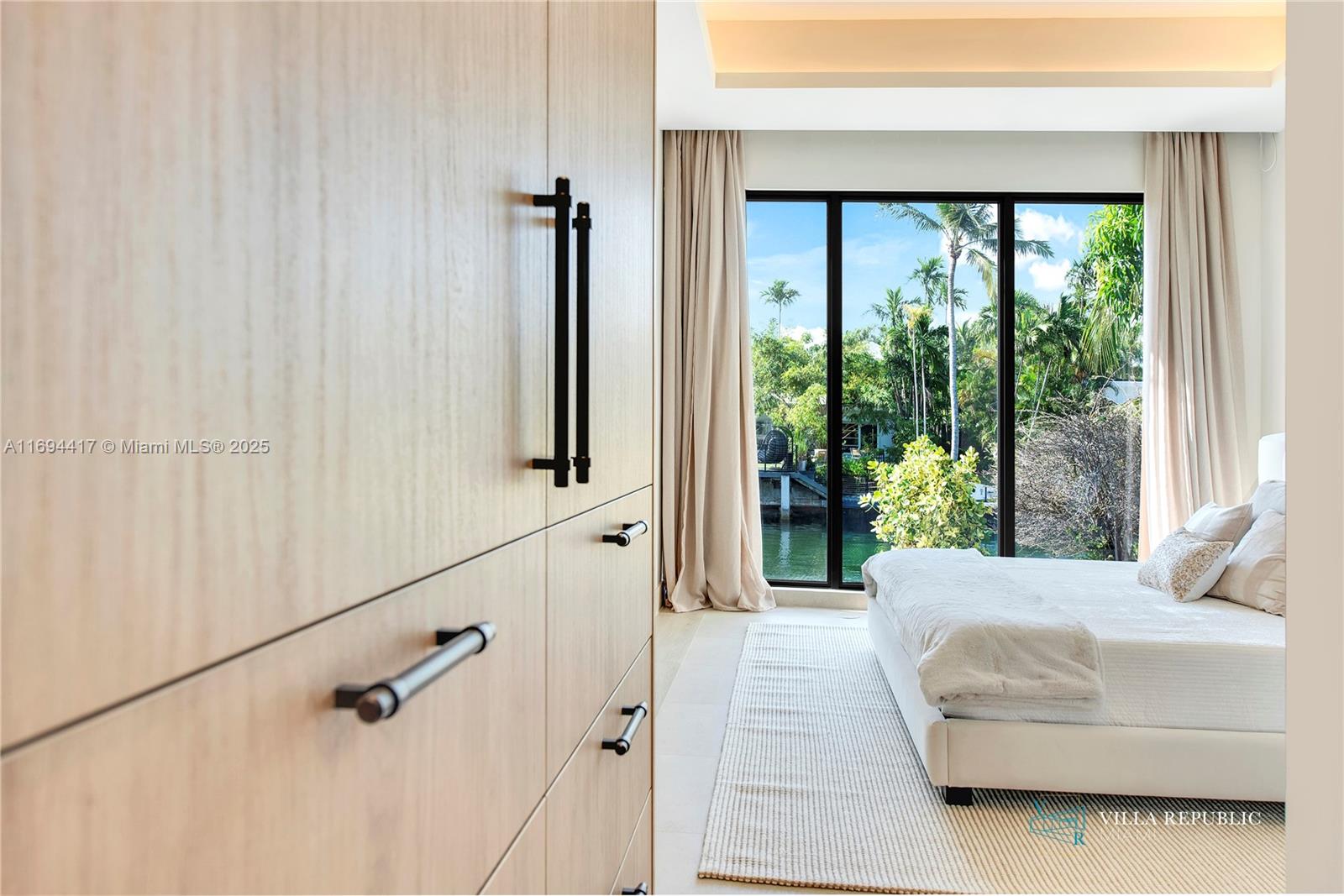 DAVIS HARBOR - Residential Lease