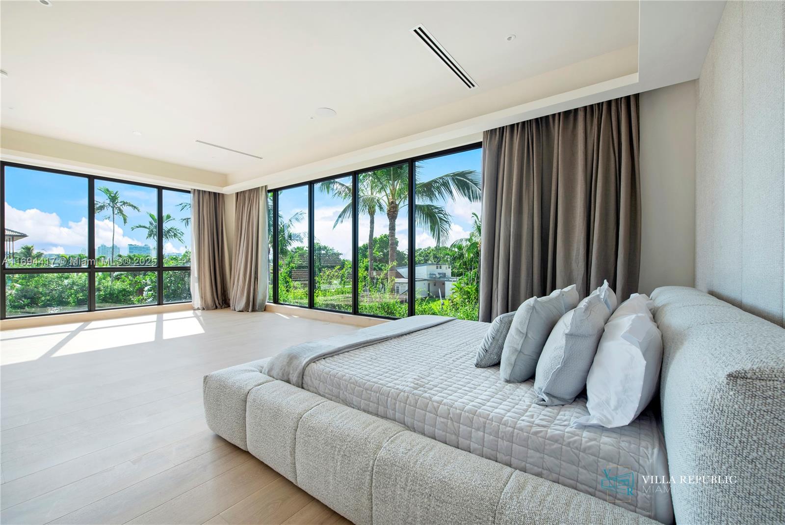 DAVIS HARBOR - Residential Lease