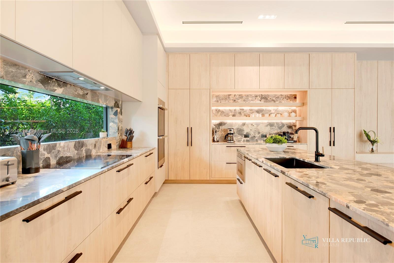 DAVIS HARBOR - Residential Lease