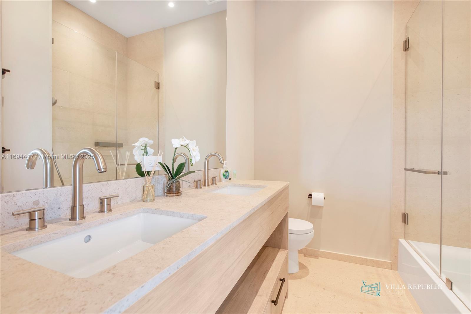 DAVIS HARBOR - Residential Lease