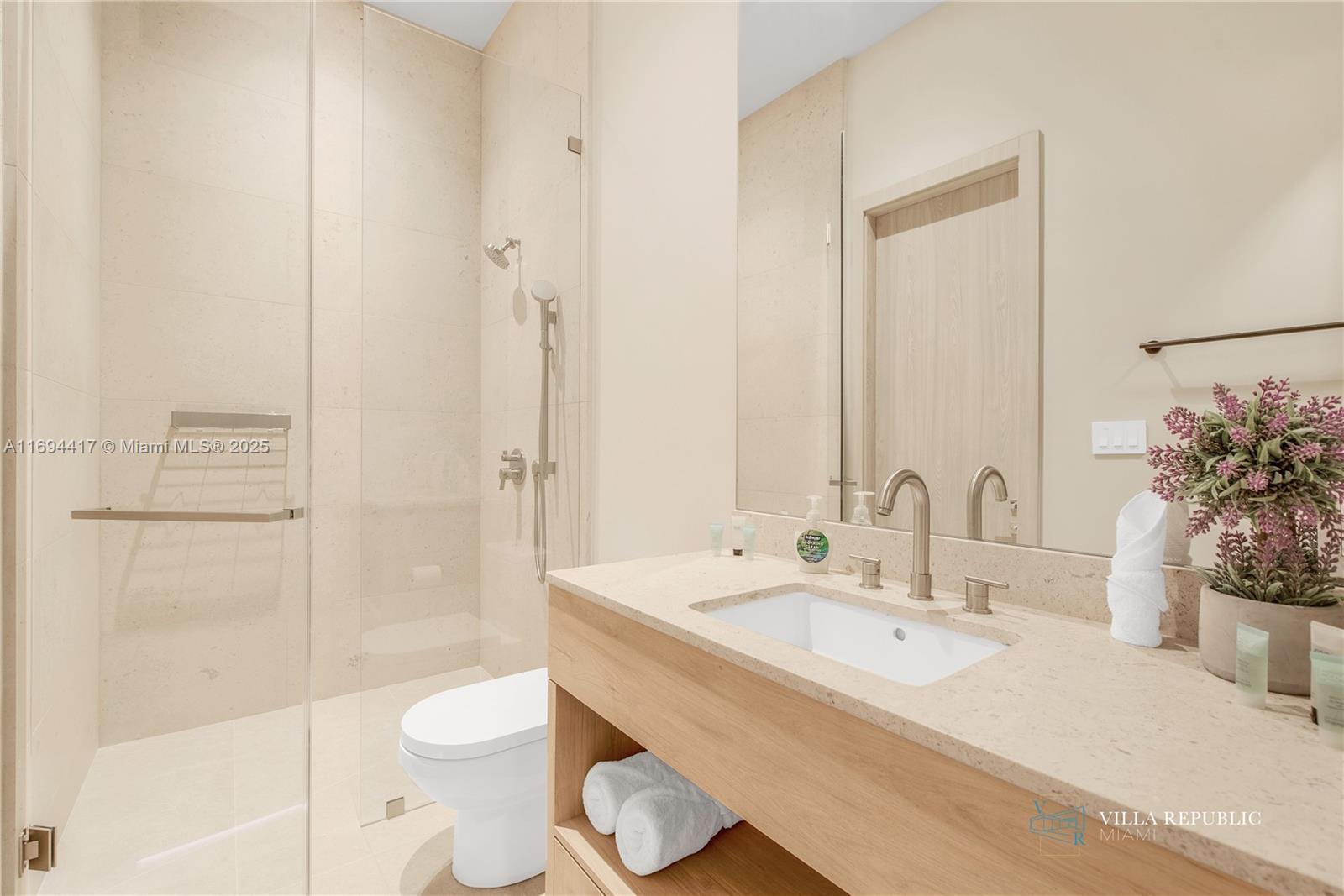 DAVIS HARBOR - Residential Lease