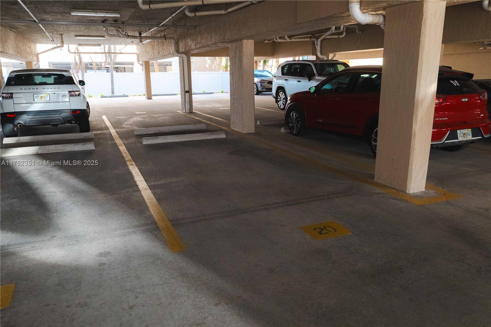 CHEZ SOLEIL CONDO - Residential