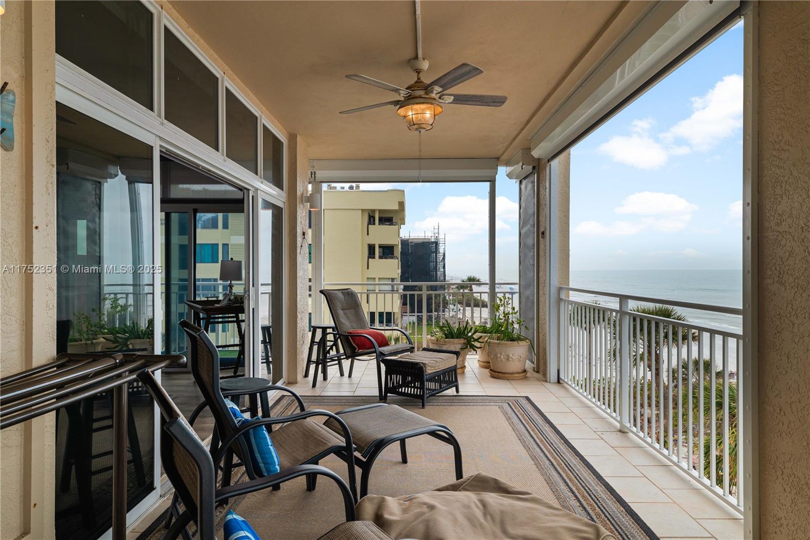 CHEZ SOLEIL CONDO - Residential