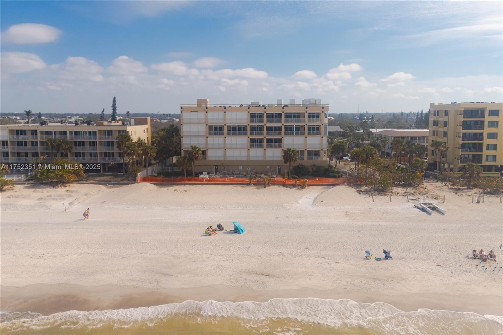 CHEZ SOLEIL CONDO - Residential