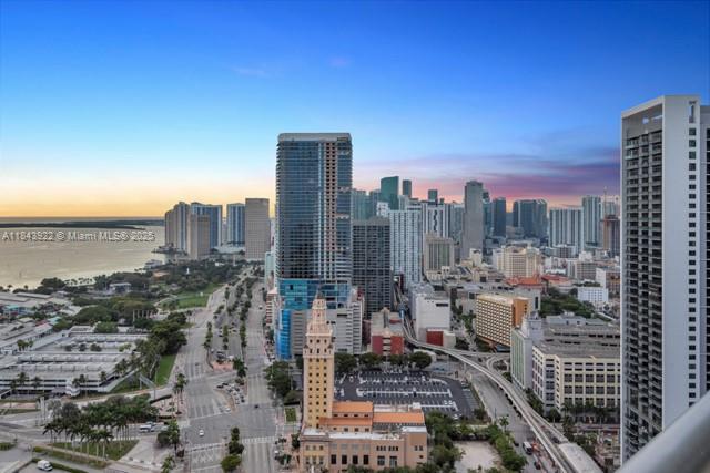 888 Biscayne Blvd 3605