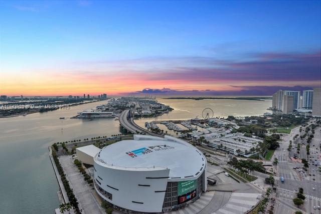 888 Biscayne Blvd 3605