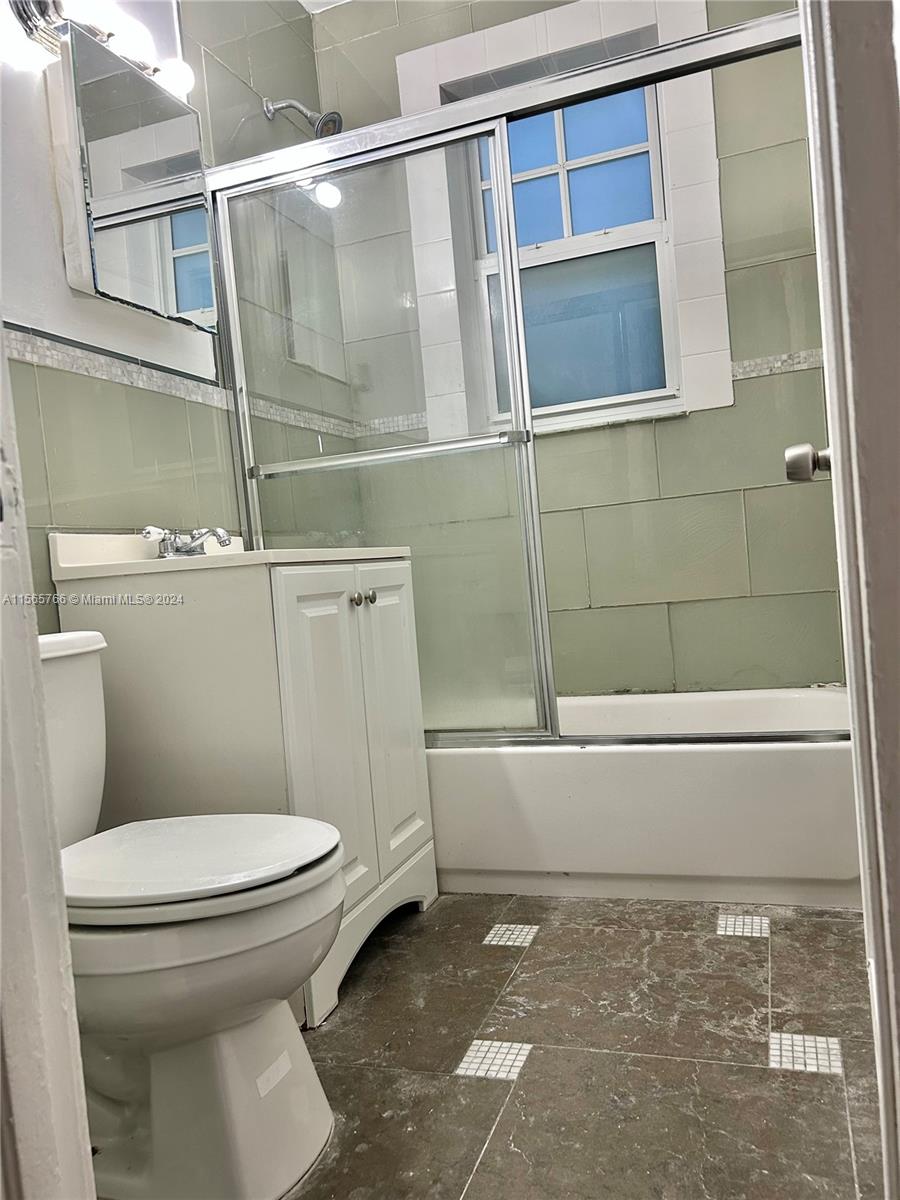 EVERGLADES EAST CONDO - Residential