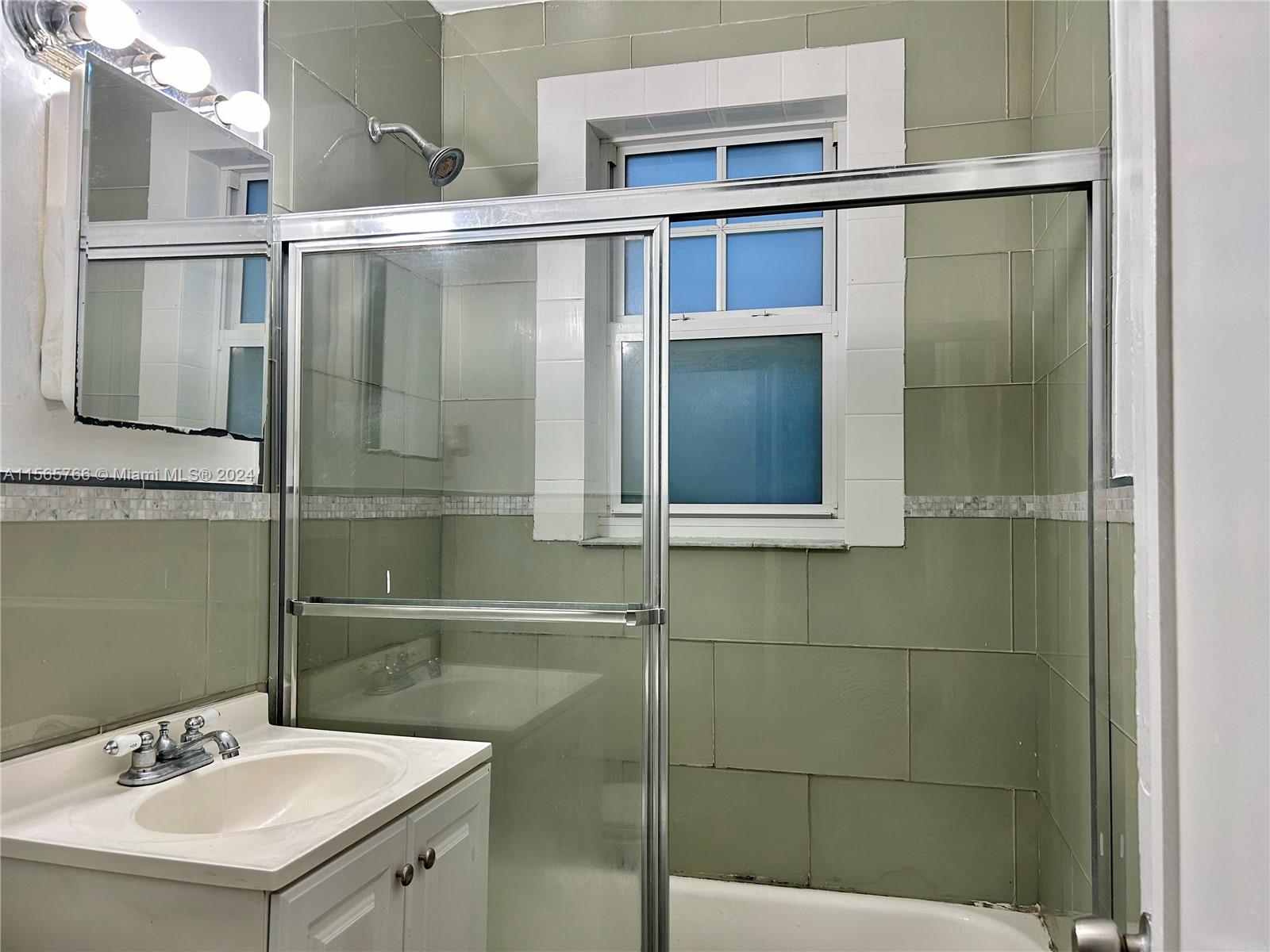 EVERGLADES EAST CONDO - Residential