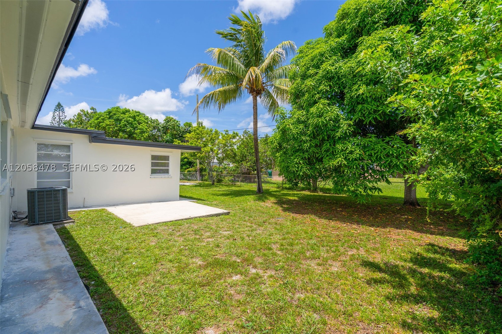 19425 NW 39th Ave