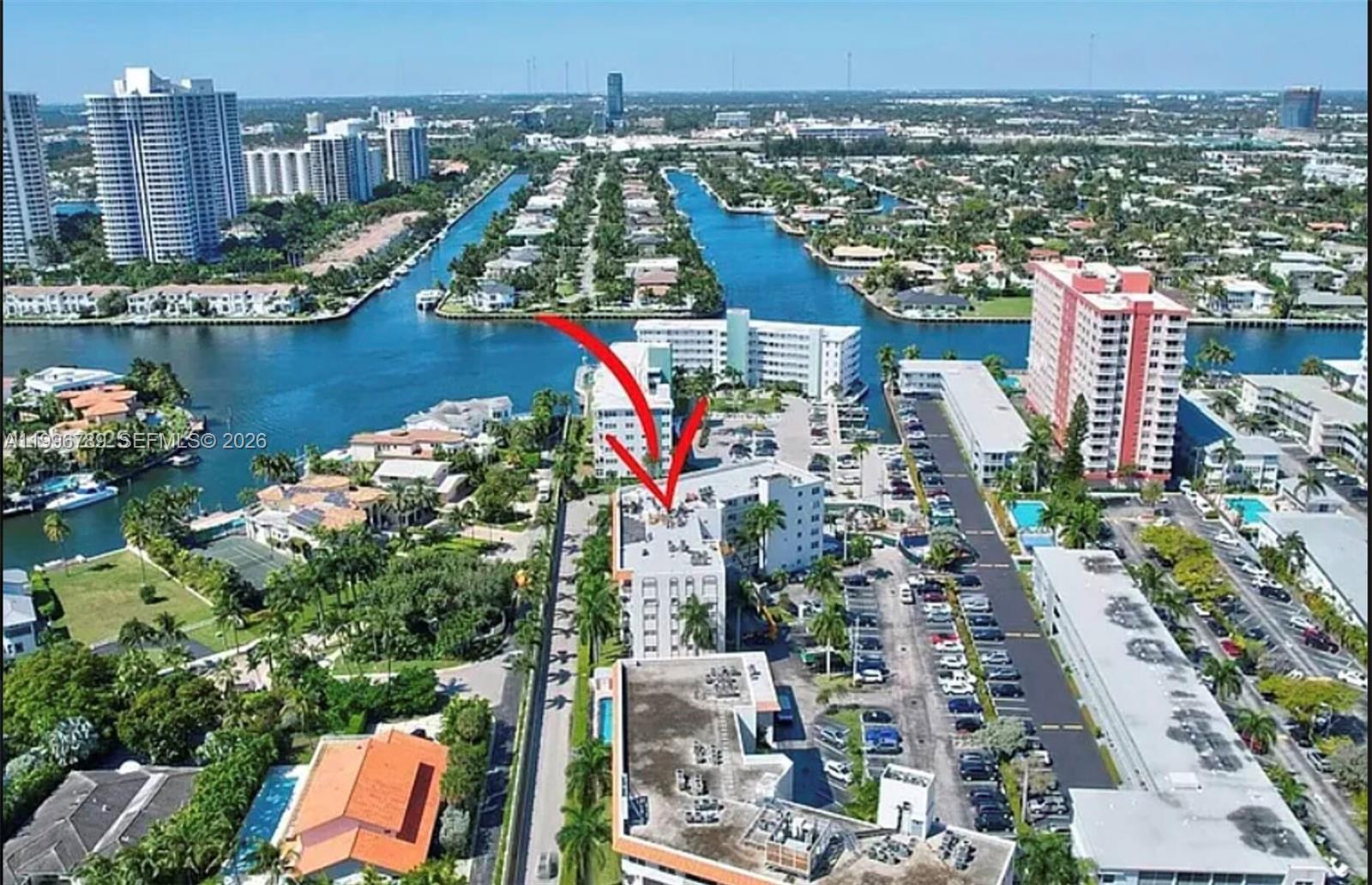 GOLDEN VIEW CONDO - Residential